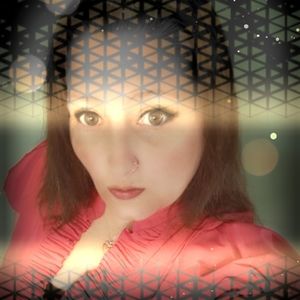 Meet your Posher, Angie